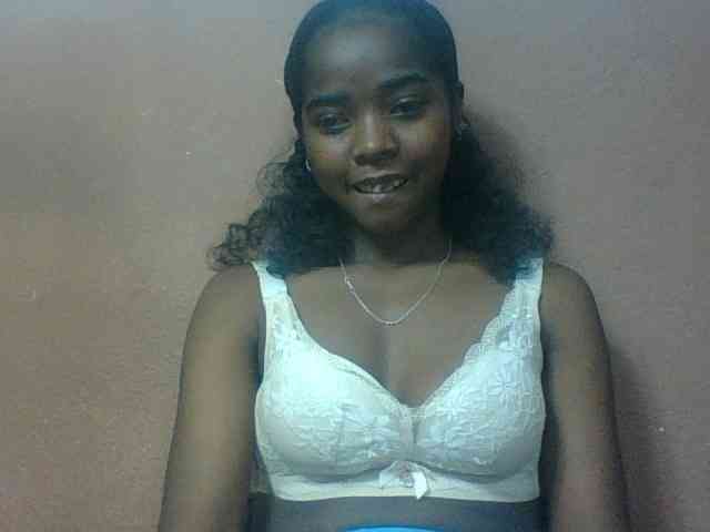 Luciah1 webcam