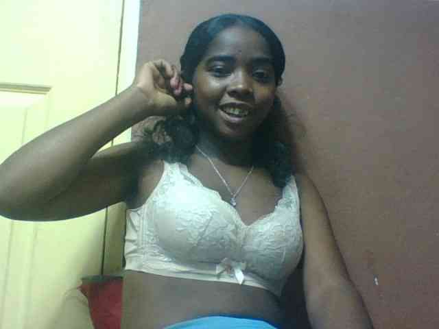 Luciah1 webcam