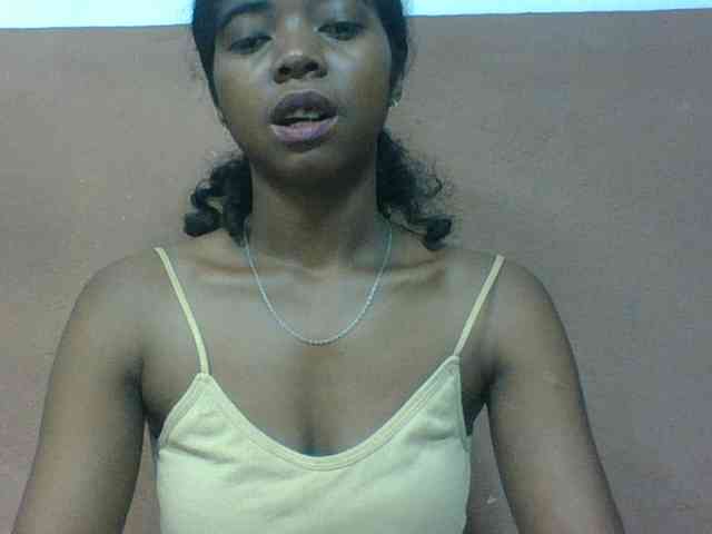 Luciah1 webcam