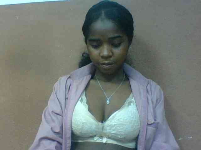 Luciah1 webcam