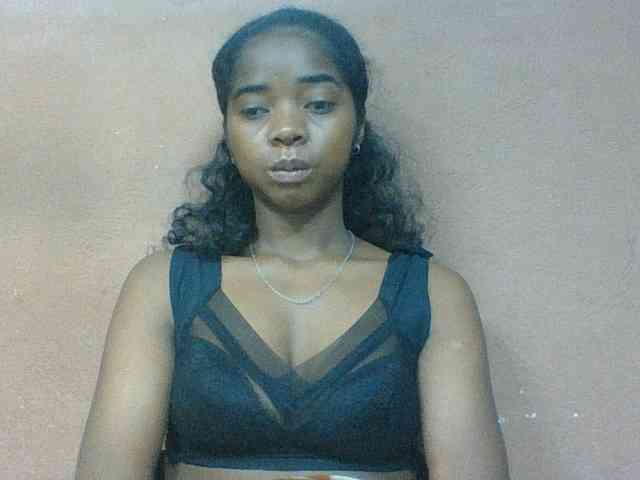 Luciah1 webcam