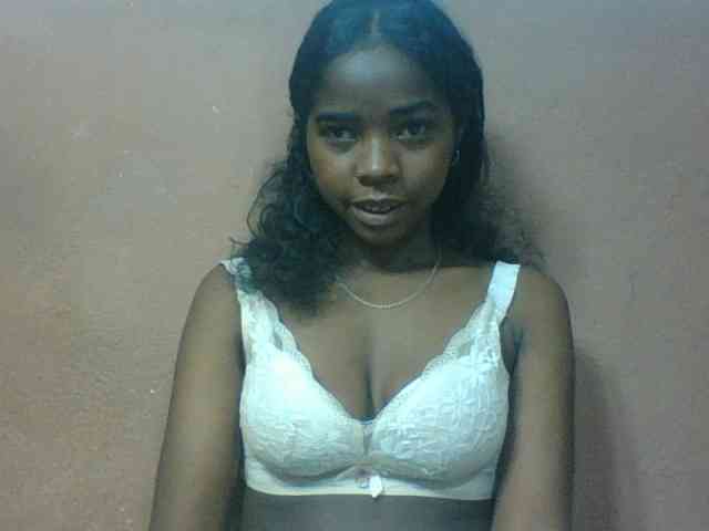 Luciah1 webcam