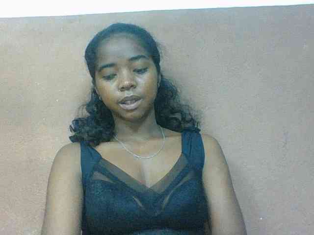 Luciah1 webcam