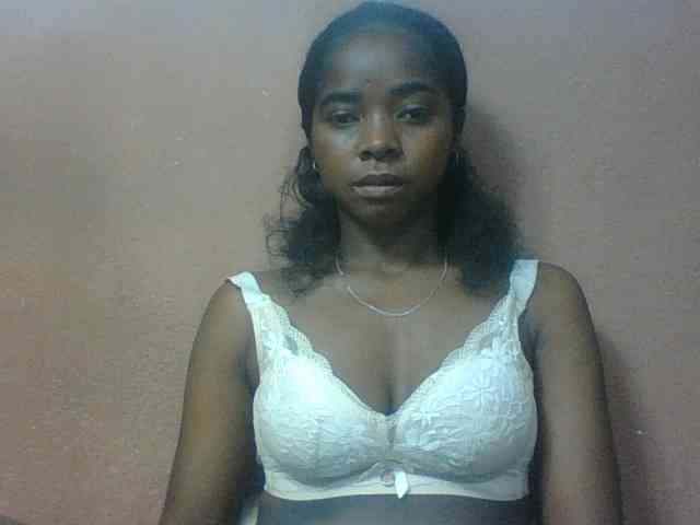 Model: Luciah1
