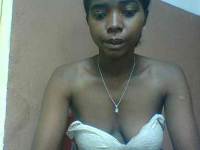 Luciah1 webcam