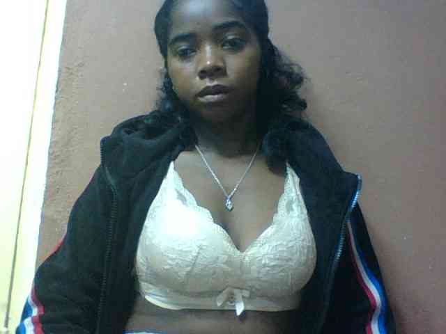 Luciah1 Live Webcam on BongaCams