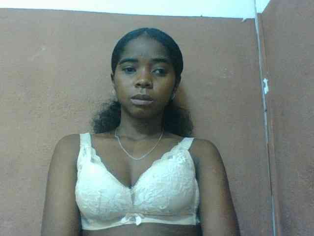 Luciah1 webcam