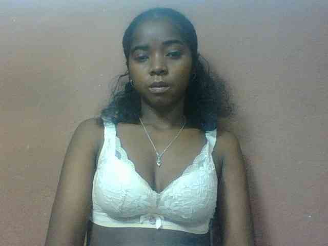 Luciah1 webcam