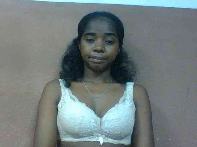Luciah1 webcam