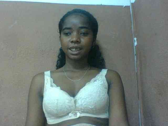 Luciah1 webcam