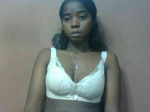 Luciah1 webcam