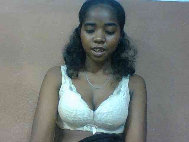 Luciah1 webcam