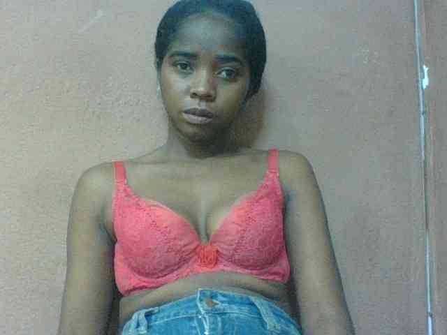 Luciah1 webcam