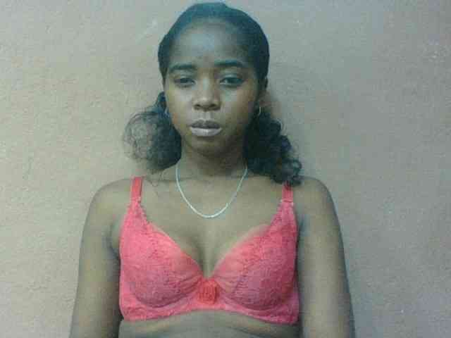 Luciah1 webcam