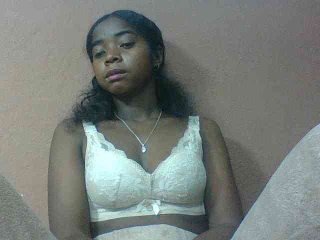 Luciah1 webcam