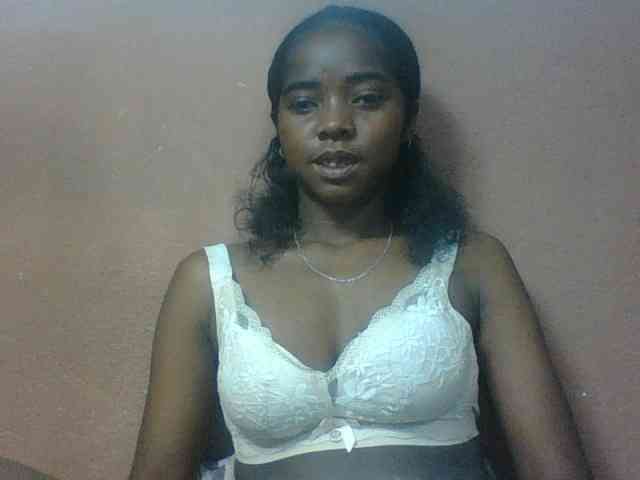 Luciah1 webcam