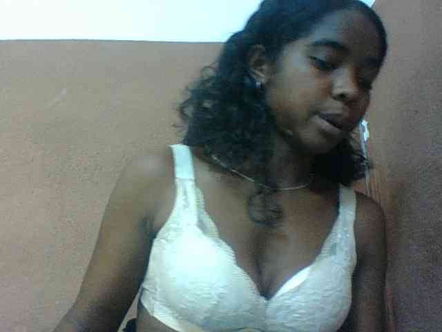 Luciah1 webcam
