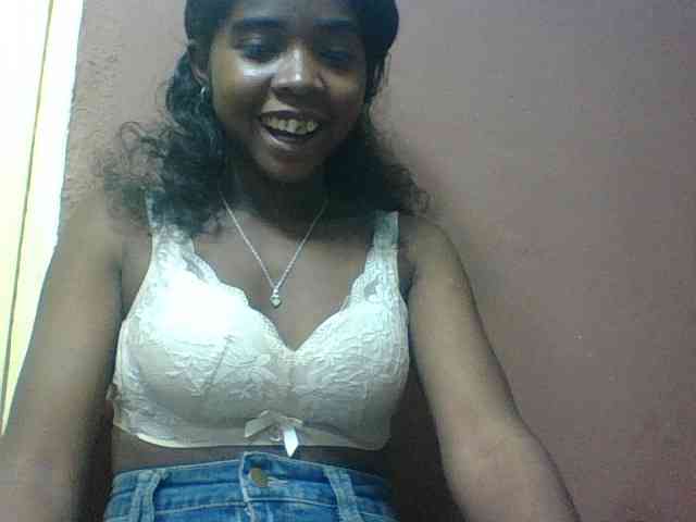 Luciah1 webcam