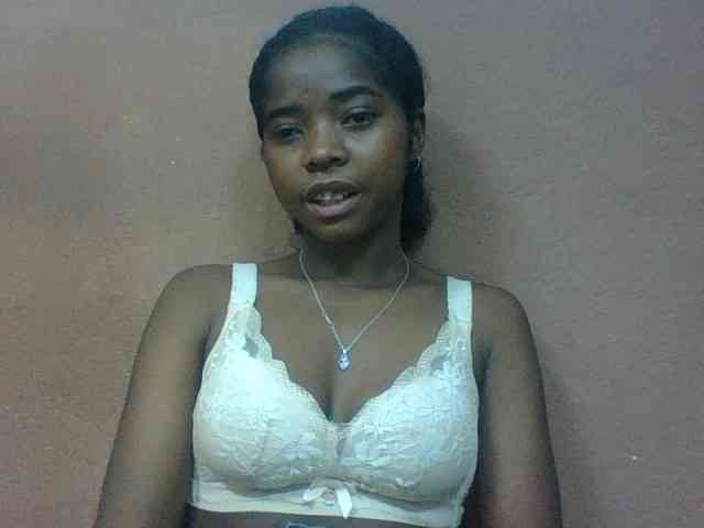 Luciah1 webcam