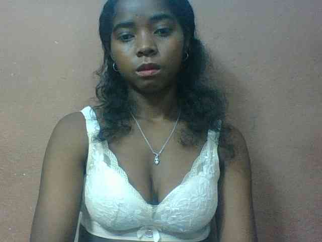 Luciah1 webcam