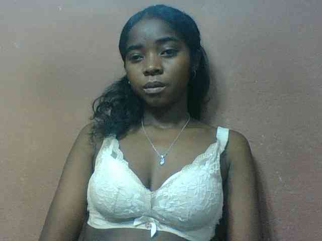 Luciah1 webcam