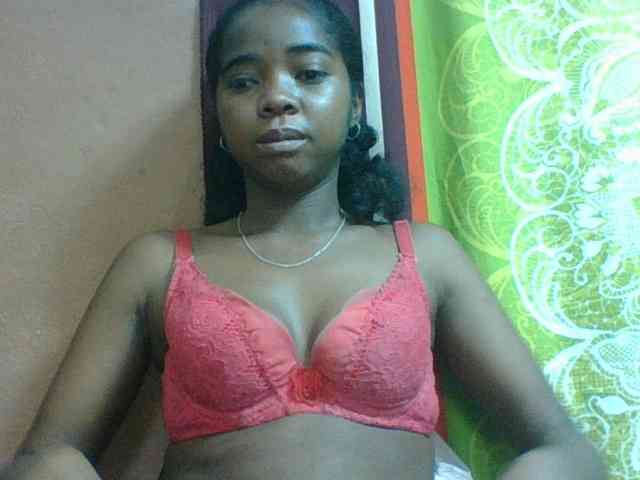 Luciah1 webcam