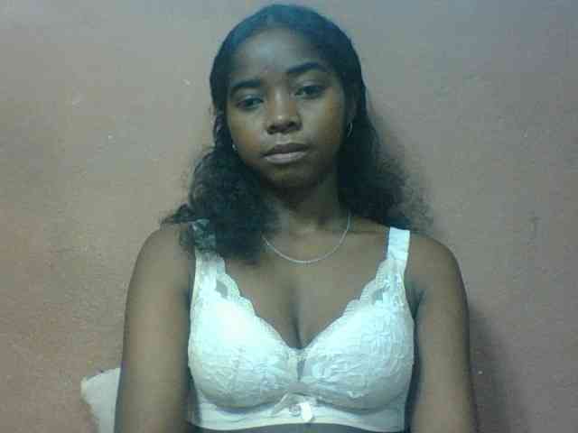 Luciah1 webcam