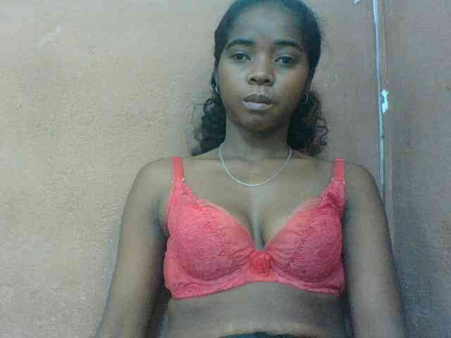 Luciah1 webcam