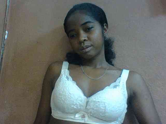 Luciah1 webcam