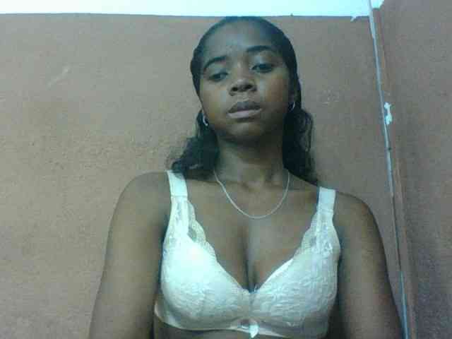 Luciah1 webcam