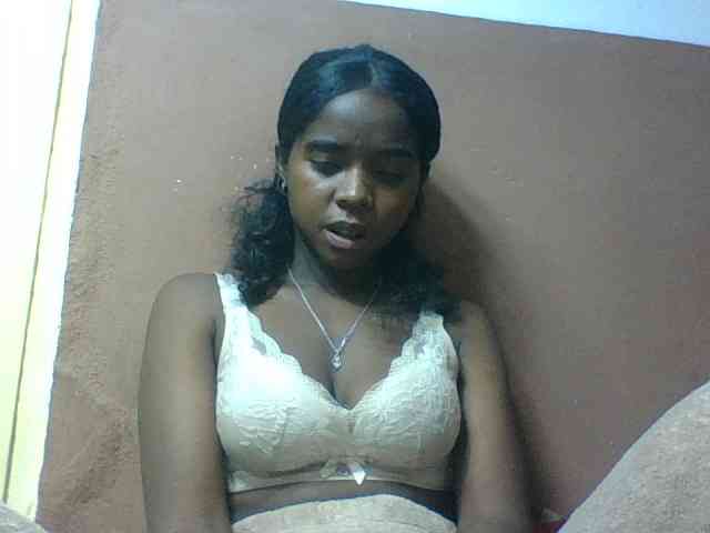 Luciah1 Live Webcam on BongaCams