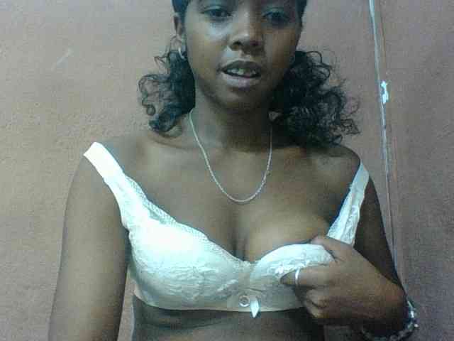 Luciah1 webcam