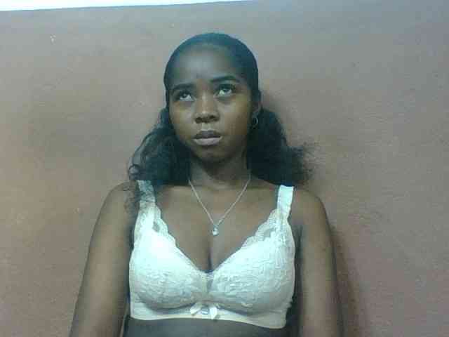 Luciah1 webcam