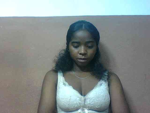 Luciah1 webcam