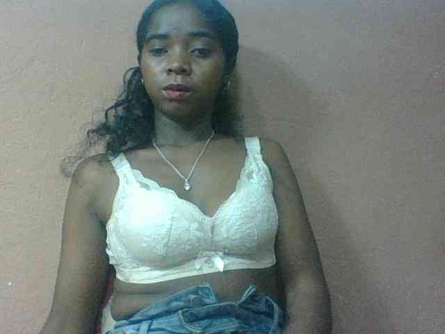 Luciah1 webcam