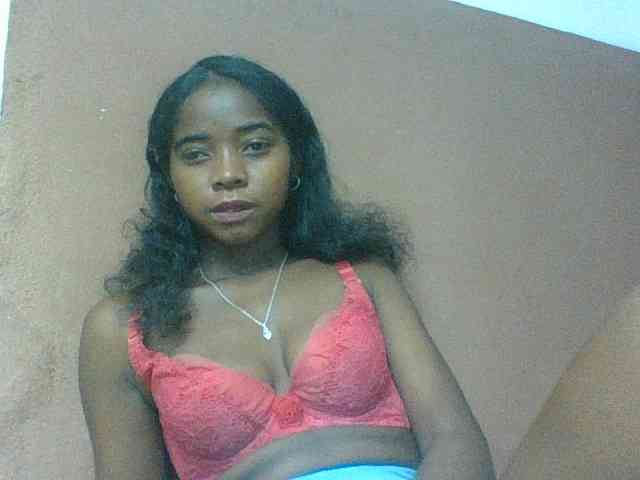 Luciah1 webcam
