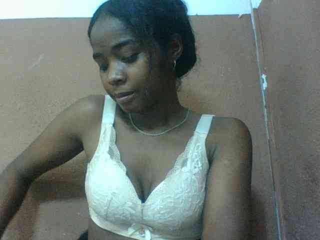 Luciah1 webcam