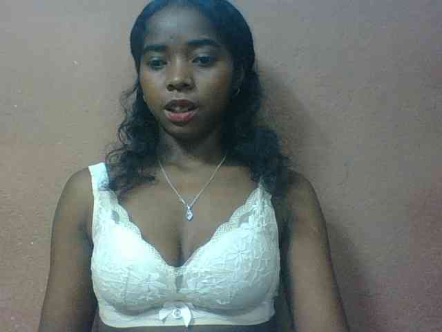 Luciah1 webcam