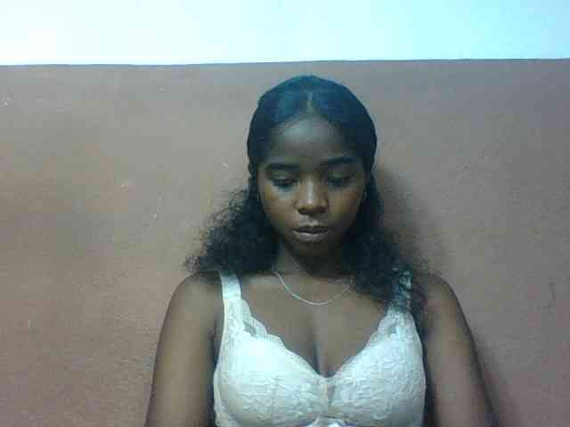 Luciah1 webcam