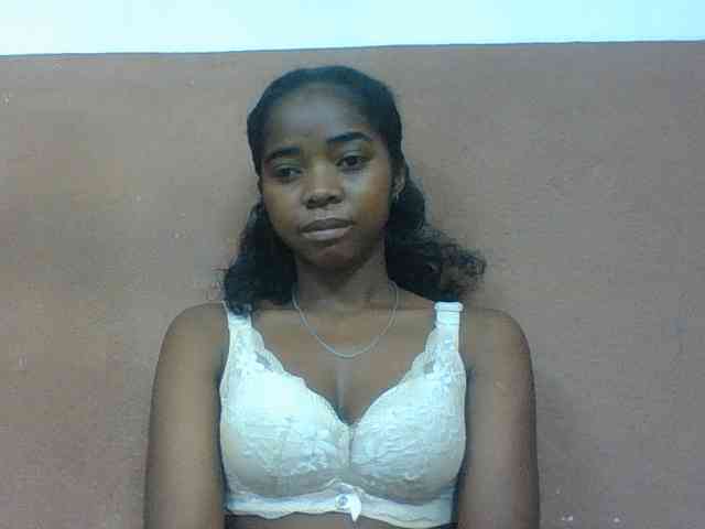 Luciah1 webcam