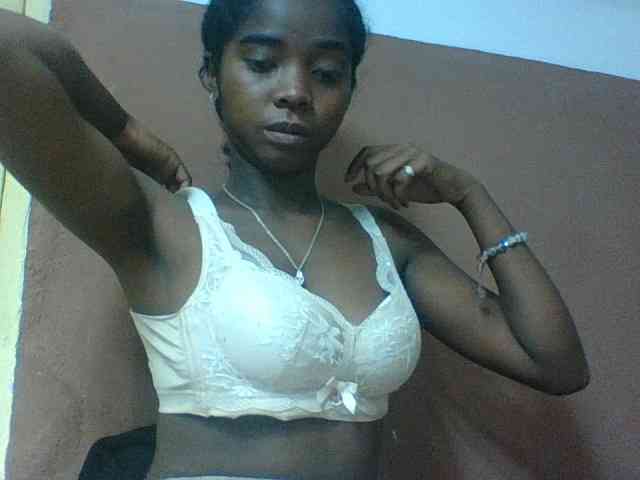 Luciah1 webcam