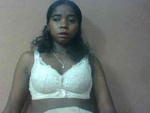 Luciah1 Live Webcam on BongaCams