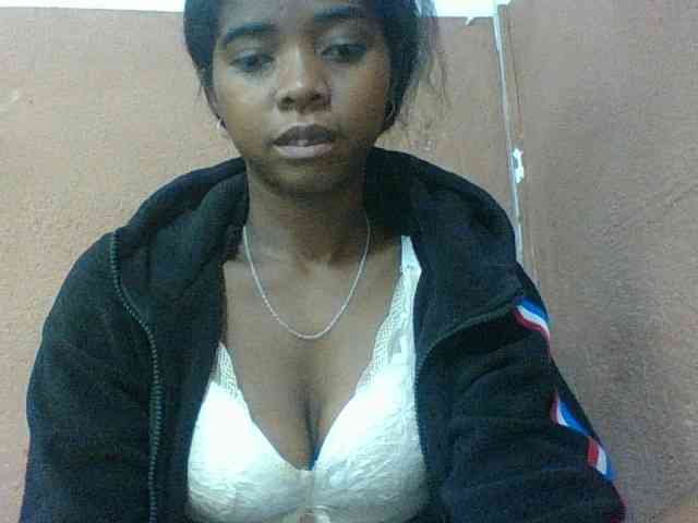 Luciah1 webcam