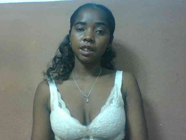 Luciah1 webcam