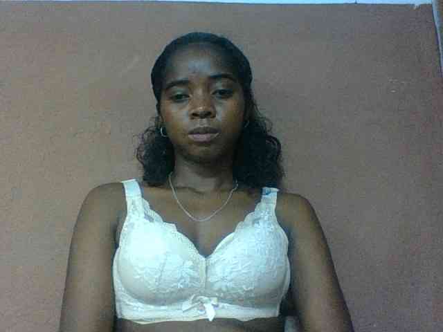 Luciah1 webcam