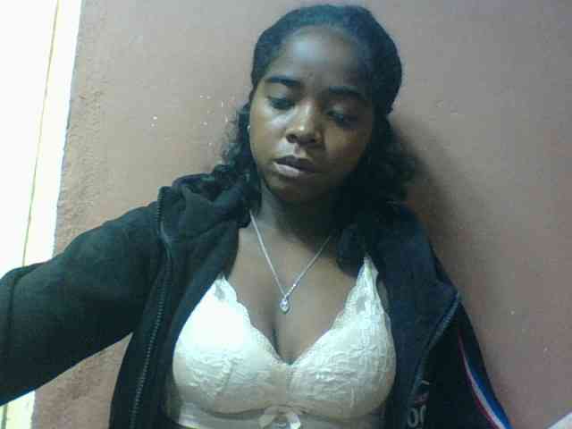 Luciah1 Live Webcam on BongaCams