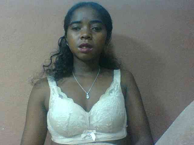 Luciah1 webcam