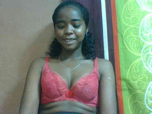 Luciah1 webcam