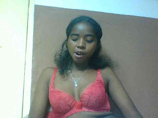 Luciah1 webcam