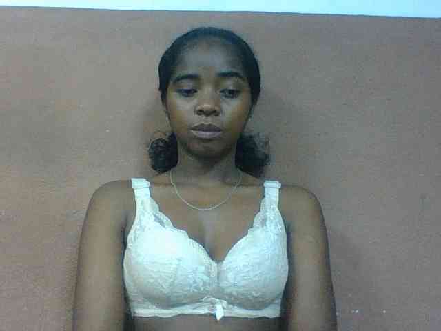 Luciah1 webcam